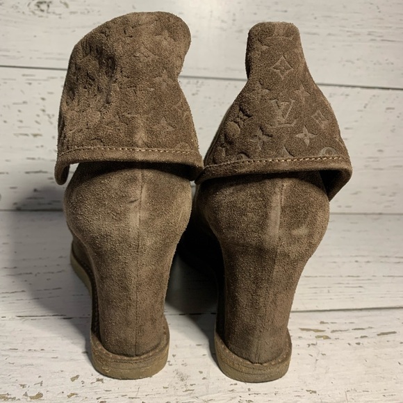 Louis Vuitton heeled wedge booties size 38.5 - Picture 4 of 7